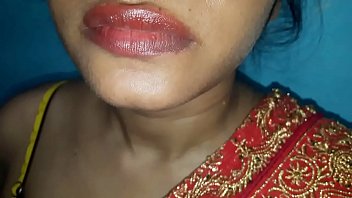 Preview 1 of Indan Desi Girl Got Bass Xxx - किसी और की बीवी को चोदने के लिये मनाना अलग ही मजा है जब कि वो शादी मे आई हो और पति साथ नही हो जरुर दखे