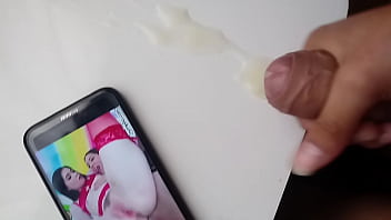 Preview 3 of Sister Sex Bhater - Votando leche