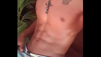 Preview 1 of Firs Fuck Date - Moreno magrinho exibindo o pau pra mim