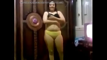 Preview 2 of Kelly Dne - الطيز الحمراء الجميلة