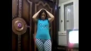 Preview 1 of Kelly Dne - الطيز الحمراء الجميلة