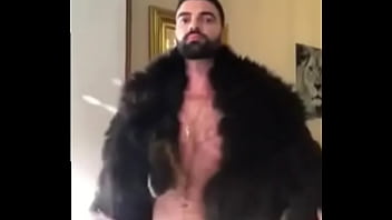 Preview 3 of Son Loaded Aunt - Game of throne 3