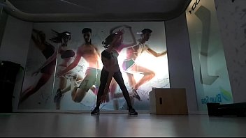 Preview 2 of Xxx Sxymom - Cute blonde teen doing warmup at the gym