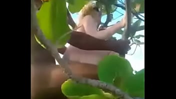 Preview 2 of Negro Hot Porn - डाली डाली पर अनार| जंगल में मंगल