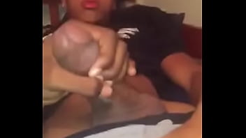 Preview 2 of Blow Deep Th - Masturbando a mi amigo gay