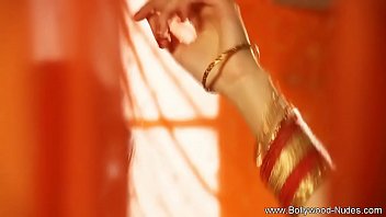 Preview 1 of Sex Brutal X - Indian MILF Loves Being Naked