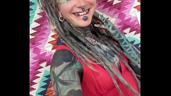 Preview 3 of Mom Acak - Sending a smile and a wink your way,  lovely people! ?What&rsquo_s something that always brightens your day?#SmileAndWi...