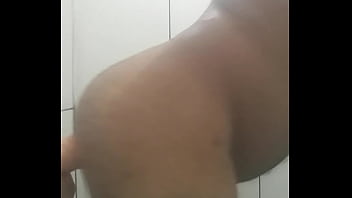 Preview 3 of Deep Voice - Algu&eacute_m enteressado em me comer quer