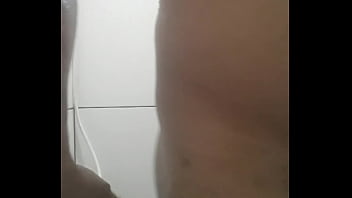 Preview 4 of Deep Voice - Algu&eacute_m enteressado em me comer quer