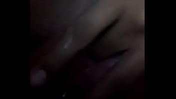 Preview 3 of Allina Hennesy - Amandinha do Piau&iacute_ gravou v&iacute_deo batendo uma siririca e mandou para o namorado.