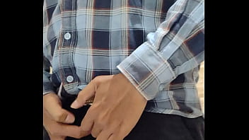 Preview 1 of Espanol Pumping Small - Me pissing in office
