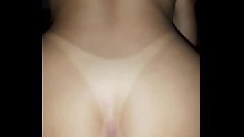 Preview 2 of Sex Isap Tetek - Morena Novinha sentando