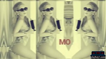 Preview 1 of Diamond Jexan - Two sexy blonde models get naked in front of the camera