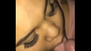 Preview 3 of Sec Fuk Besst - Shy teen bbw first time sucking dick