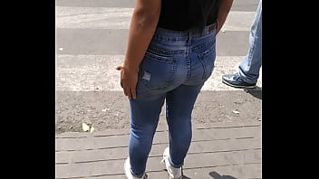 Preview 1 of August Jhony Sin - Hermoso culo de Venezolana en Per&uacute_