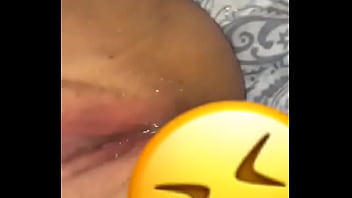 Preview 4 of Xvideos Amical Et Humaine - Chica caliente tocandose con un dildo enorme