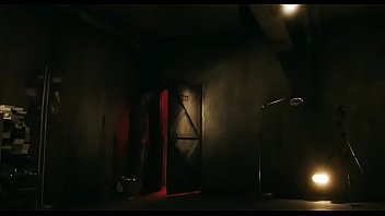 Preview 4 of Mary Piemonte Stripping - 日本三级甘鞭 甜蜜皮鞭日语中字