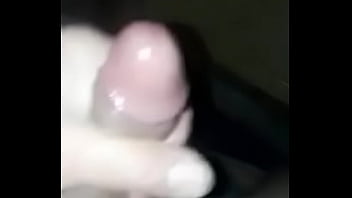 Preview 3 of Flashing Plumber Hidden Cam - Con la polla en mano