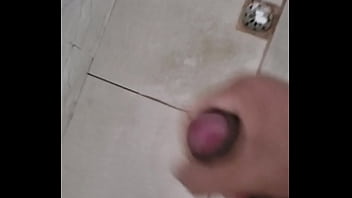 Preview 4 of Slobbering On My Dick - Aquele banho completo