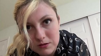 Preview 1 of Teen Force Porn - Experimentando a Buceta da Madrasta