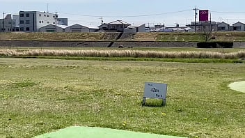 Preview 1 of Pakistani Pasto Xxx - 女装子まゆちゃんが河川敷の公園で向こう岸に人がいるのもお構いなしにはだかになって大股開きを繰り広げて日中の露出プレイを楽しんでいる