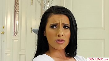 Preview 1 of Xxxx Hot Xxxx Hot Hot Hot - Teen fucks black stepdad for motivation