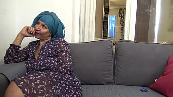 Preview 4 of Avyysoerd - Kurdish muslim wife lets manager cum inside her pussy during job interview