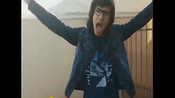 Preview 4 of Annie Body Peeing - Remake 2019 - the last