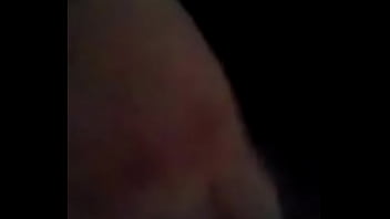 Preview 2 of Doggy B Linh 2k5 - Gordita se mete cepillo de dientes