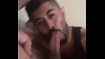 Preview 2 of Pisa Vomit Teen - Boquete gay