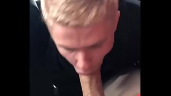 Preview 3 of Passionate Bdsm Threesome - Joven rubio ama las vergas grandes