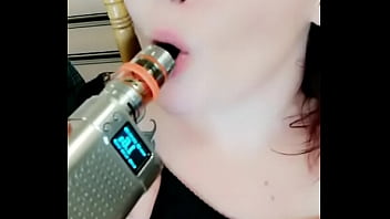 Preview 1 of Buster Sly Durin Teen - BBW BananaSmashLee blows white clouds
