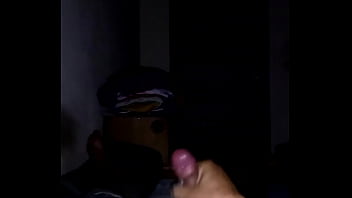 Preview 3 of Hot Toon - novinho gozando