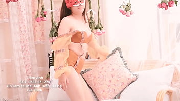 Preview 3 of Wapdamcom Www Xxx - G&aacute_i gọi Tr&acirc_m Anh - 700k - Ho&agrave_ng Cầu