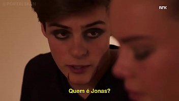 Preview 3 of Incest Hobby - mulher sendo confortada com uma l&iacute_nguada enquanto o gado do namorado ta em casa enchendo o cu de