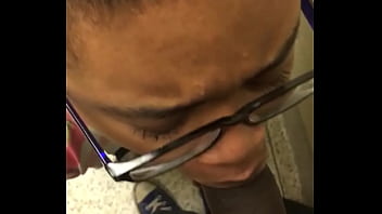 Preview 1 of Zb Potn - Getting dick suck