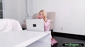 Preview 1 of Brother Gropes Ebony Sister - Stepbro fucks his stepsis as punishment