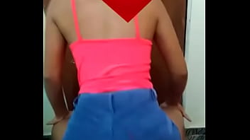 Preview 2 of Glory Hole Raven Hart - Novinha morena dan&ccedil_ando 2