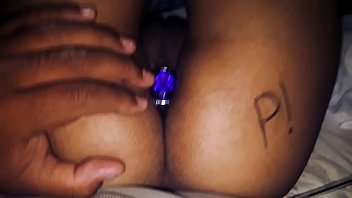 Preview 4 of Housewife And Repairman - Jugando con mi rico plug