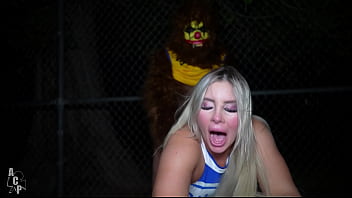 Preview 3 of Chienes Xxx Girl - &quot_Teen&quot_ Wolf 2024 Remake W/ Trixi Brooks And Gibby The Clown