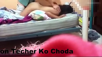 Preview 4 of Mom Cum In - سوتیلا بیٹا تھا جس کا لن دیکھ کے ماں اپنے آپ پہ کنٹرول نا رکھ سکی