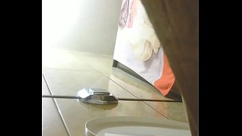 Preview 1 of Hot Big Bum Xxx - Novinha no banheiro