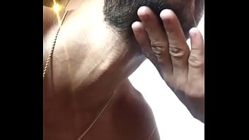 Preview 1 of Video Poren - O muleke curioso meteu gostoso