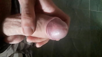 Preview 3 of Giantess Bikini - V&iacute_deo de verifica&ccedil_&atilde_o