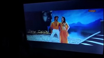 Preview 3 of Naked Body Kissing Guy Girl Sex - TAMANNA cum tribute racha 3