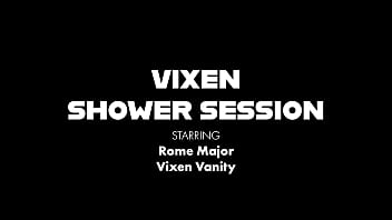 Preview 1 of Katie Thornton Fuck - Sex In The Bathroom! Vixen Vanity Takes Rome Major&#039_s BBC!