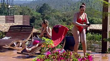 Preview 4 of Xxxjapanes Sleeping Mom - Gostosas na piscina,  bom demais ver isso