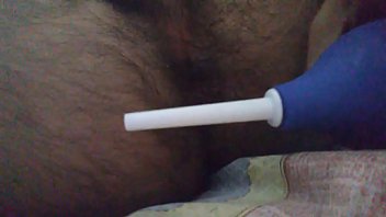 Preview 4 of Dasi Wife Saxy Village Girls - Me pongo 5 supositorios y enema