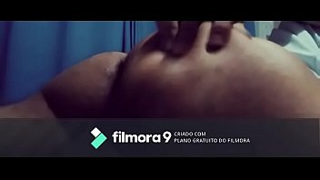 Preview 2 of Indian Lesiban - Novinho massageando a bunda