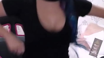 Preview 4 of Nicoletta Shea Brazzers - Arigamplays bailando calocha sexy
